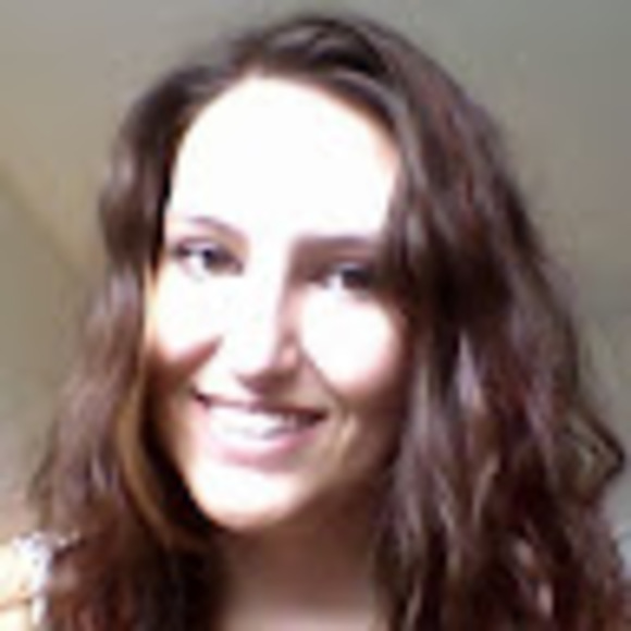 Meet your Posher, Kirstie - Picture 1 of 1